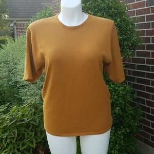 David Hollis short sleeve sweater